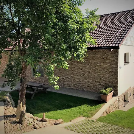 Svarov * Nove Mesto na Morave